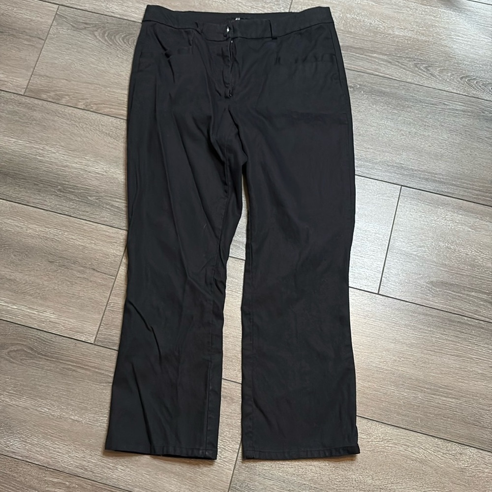 SM139 H&M black straight leg dress pants